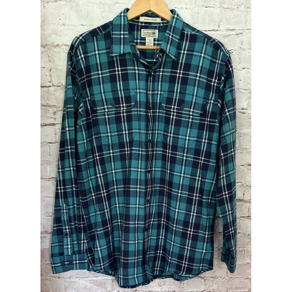 LL Bean Flannel Shirt Mens L Slightly Fitted 100% Cotton Teal Navy Blue Plaid - Picture 1 of 4